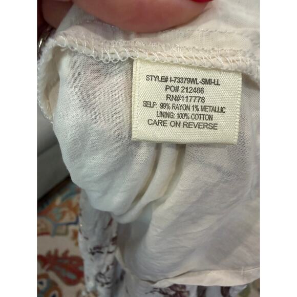 Lovestitch Floral Metallic V‑Neck Flutter Sleeve Maxi Dress Size L EUC - Picture 8 of 8